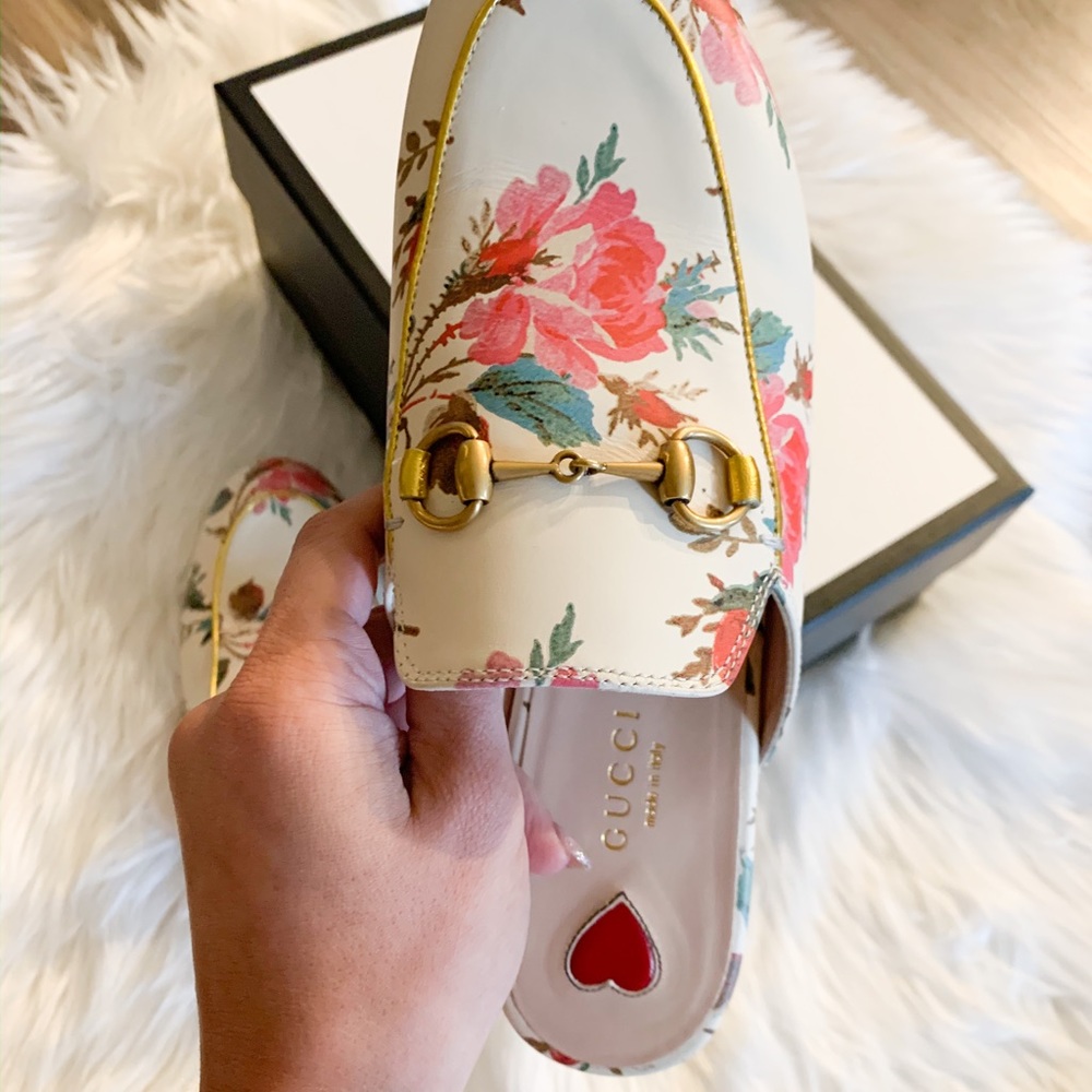 Authentic Gucci rare mules 37 - Picture 2 of 7